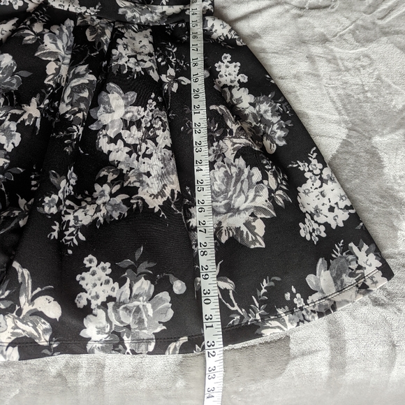 Small Emerald Sundae black and white dress - Picture 7 of 10